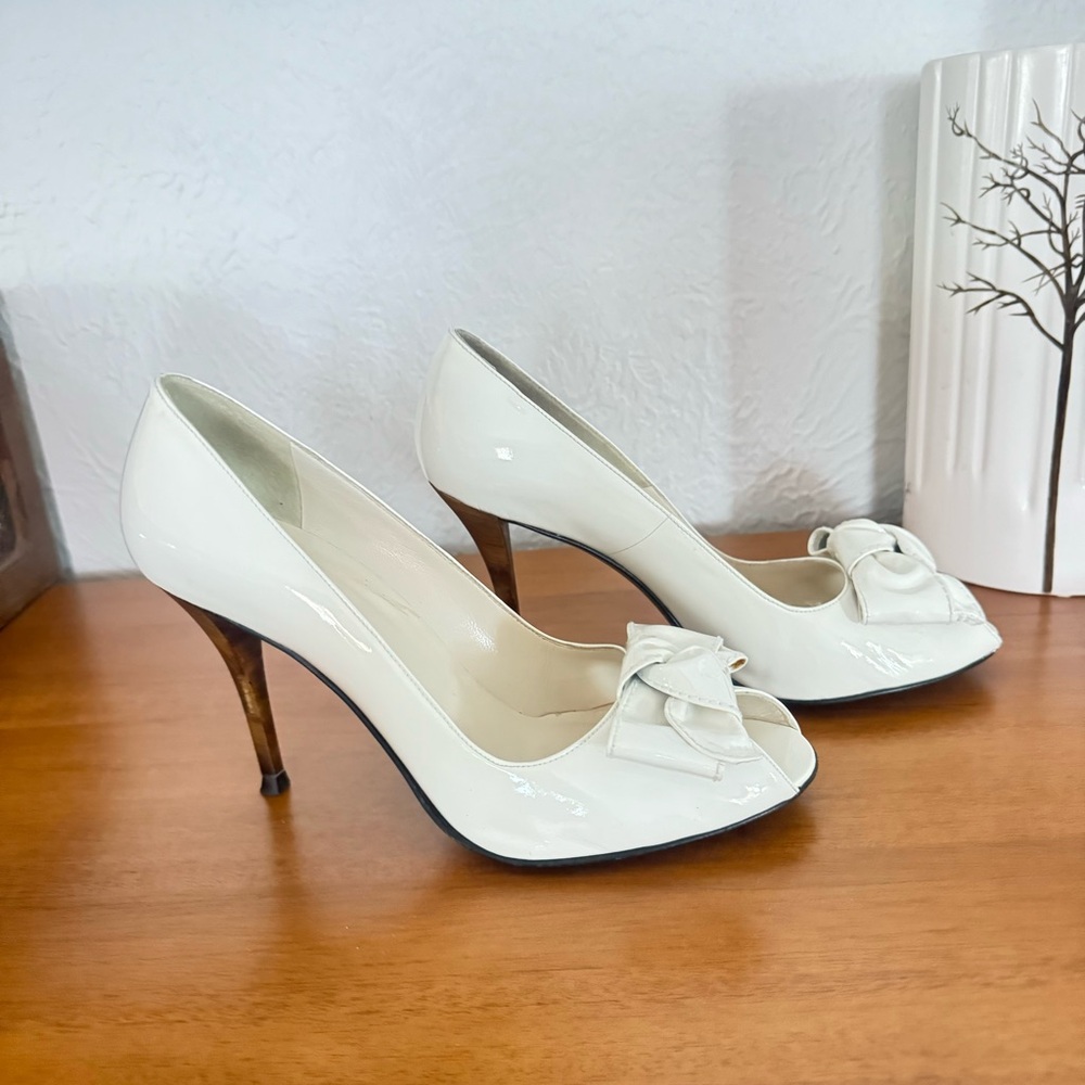 Stewart Weitzman Patent Leather Pumps -Excellent Condition!  Size 8.5